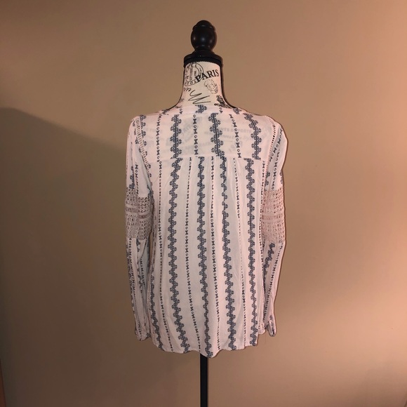 Top - Picture 3 of 5